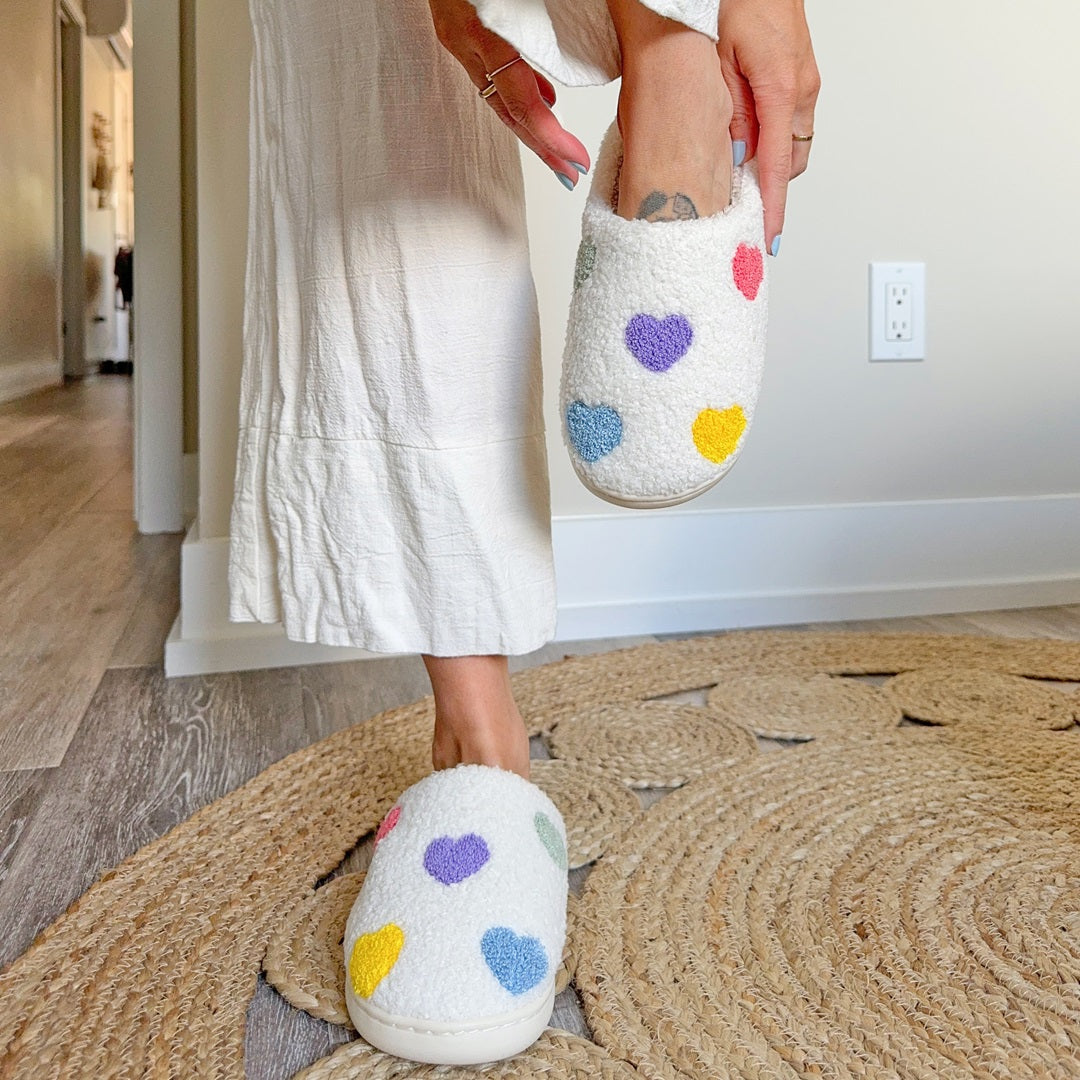 Azel | Pantuflas Coloridas con Corazón